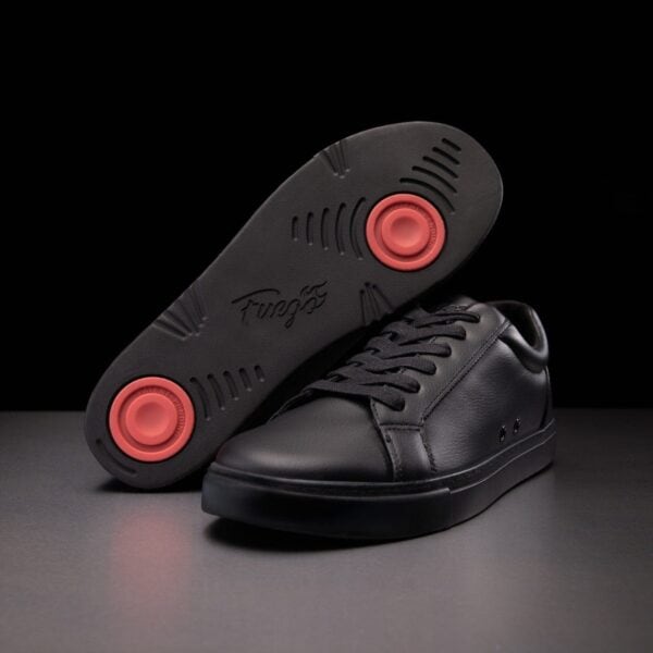 Fuego All Black low-top Sneaker